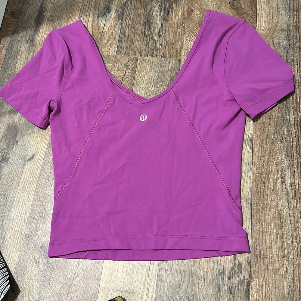 Lululemon top
